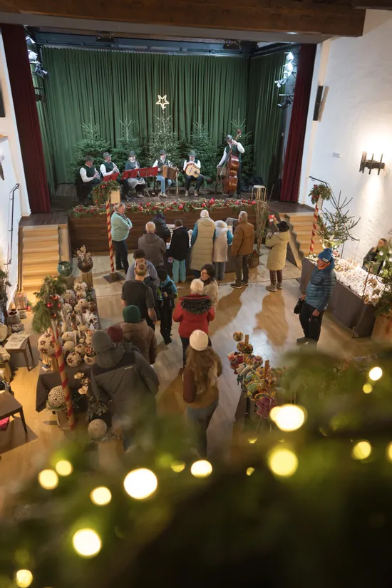 2024-12-07_SalzburgerBurgenSchloesser_BurgMauterndorf_Adventmarkt_3369__1_.jpg